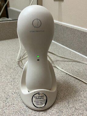 Clarisonic Electronic Face Scrubber Facial Spa Supplies Travel Portable Small